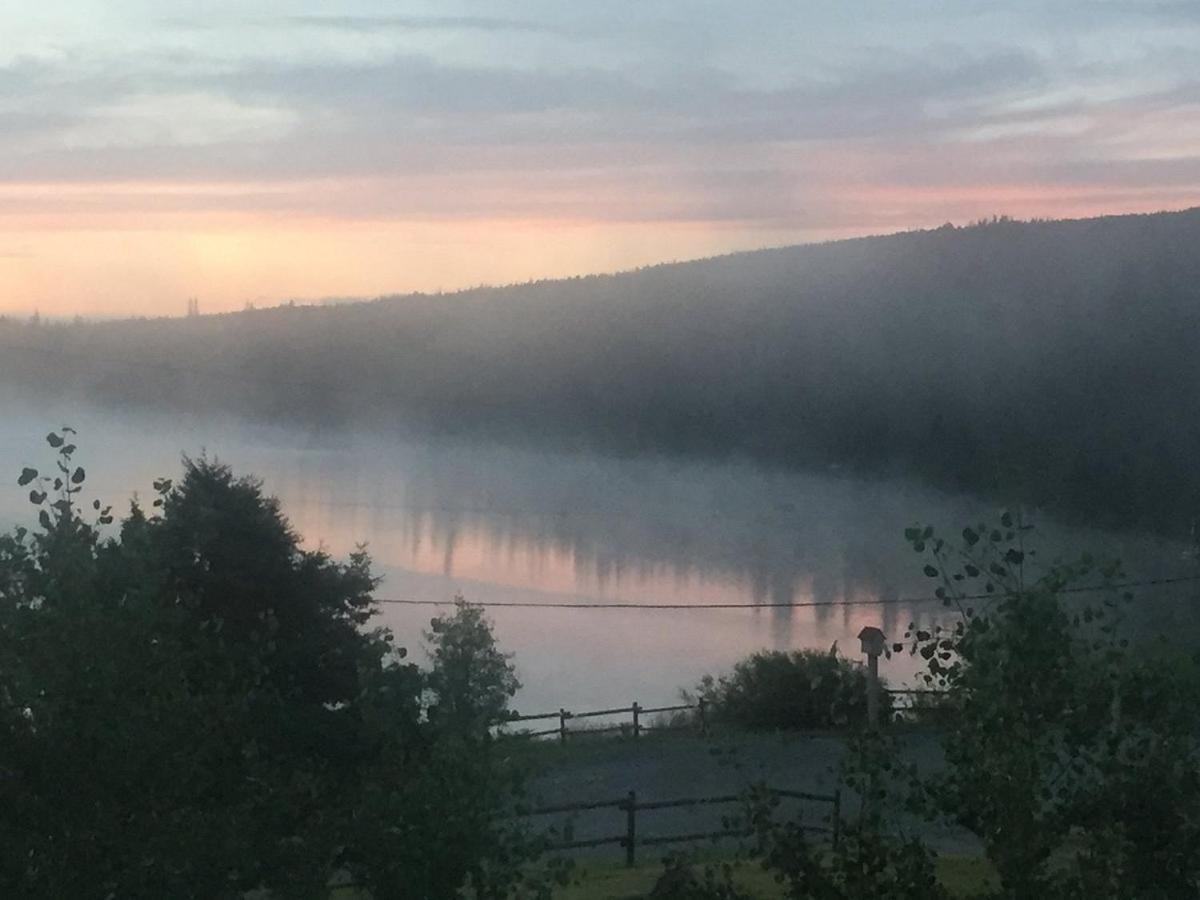 Lac Le Jeune Nature Resort Logan Lake Экстерьер фото